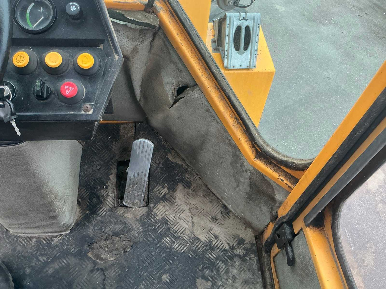 Chargeuse sur pneus 1995 ZETTELMEYER ZL 802 SHOVEL