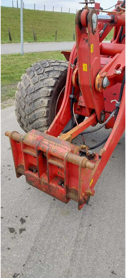 Chargeuse sur pneus 1996 WEIDEMANN 4002 SHOVEL