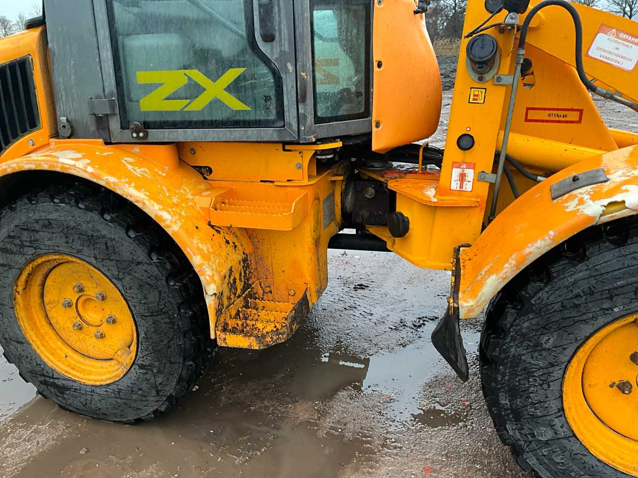 Chargeuse sur pneus 1997 JCB 408 B SHOVEL