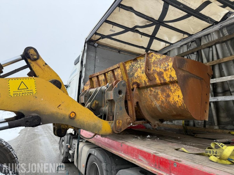 Chargeuse sur pneus 1997 Komatsu WA320-3H hjullaster