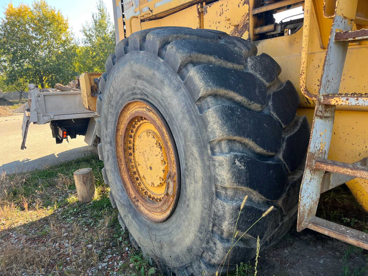 Chargeuse sur pneus 1998 VOLVO L330B WHEEL LOADER