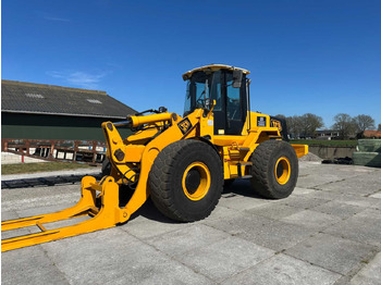 Chargeuse sur pneus  2002 JCB 436 HT SHOVEL