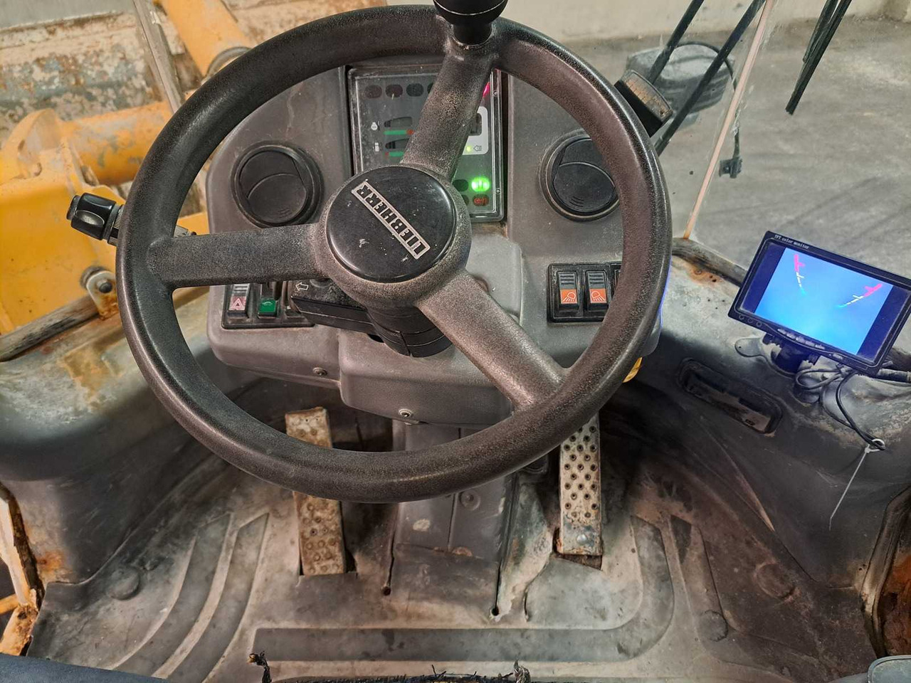 Chargeuse sur pneus 2002 LIEBHERR L514 SHOVEL