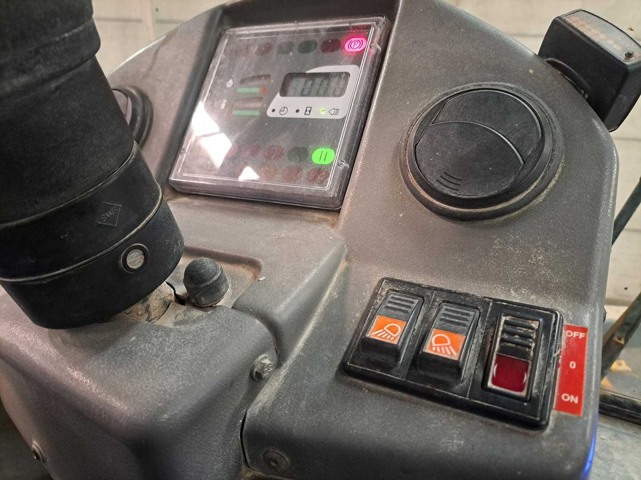 Chargeuse sur pneus 2002 LIEBHERR L514 SHOVEL