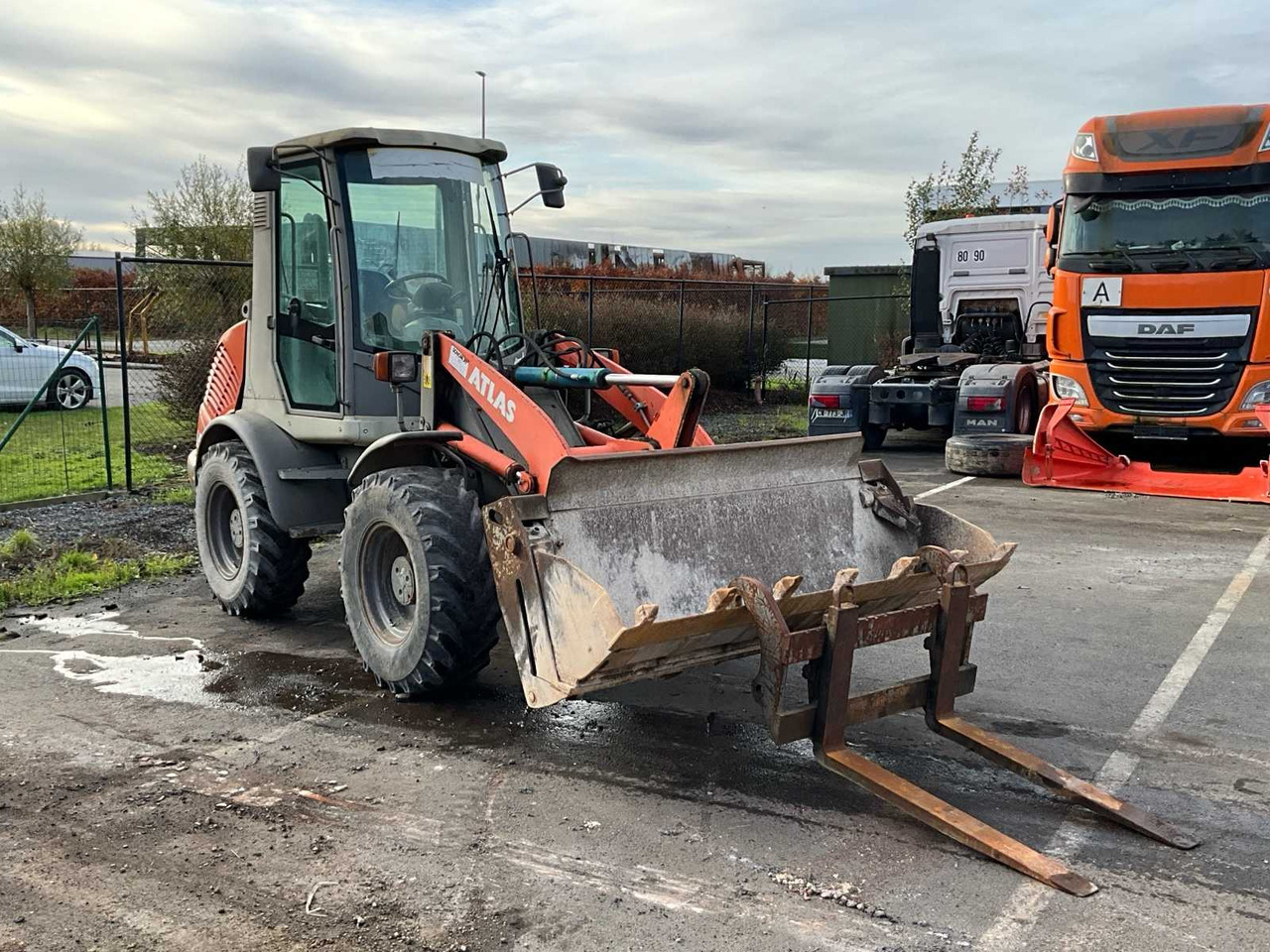 Chargeuse sur pneus 2003 ATLAS 65 SHOVEL