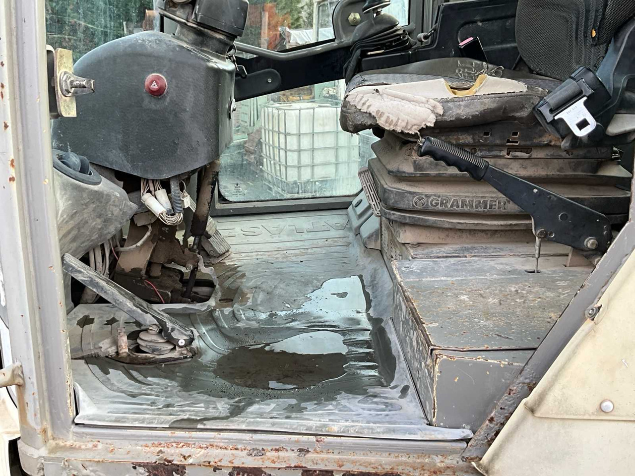 Chargeuse sur pneus 2003 ATLAS 65 SHOVEL