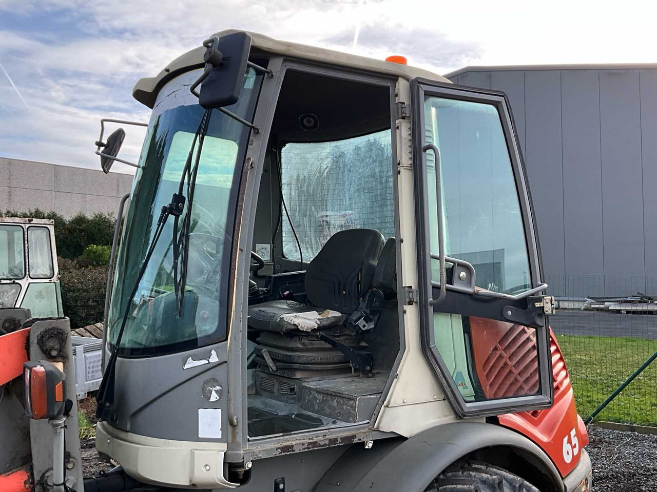 Chargeuse sur pneus 2003 ATLAS 65 SHOVEL