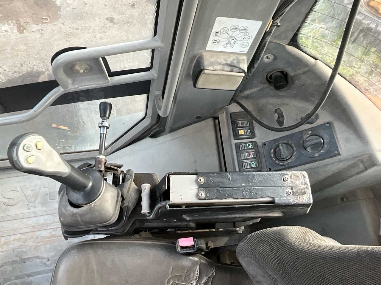 Chargeuse sur pneus 2003 ATLAS 65 SHOVEL