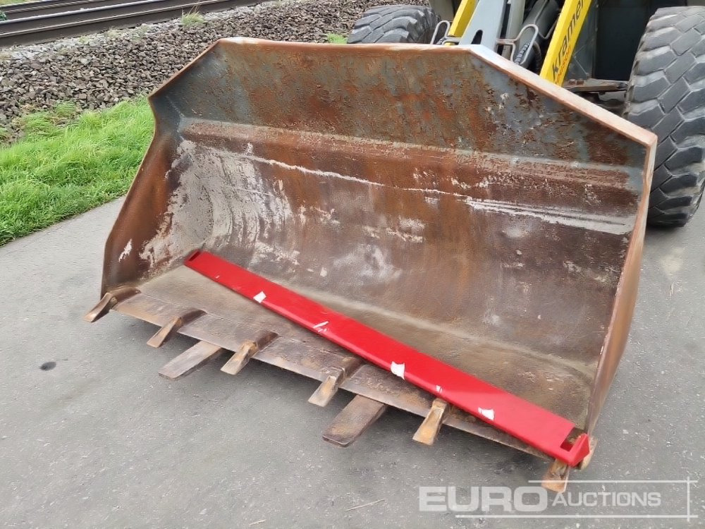 Chargeuse sur pneus 2003 Kramer 580