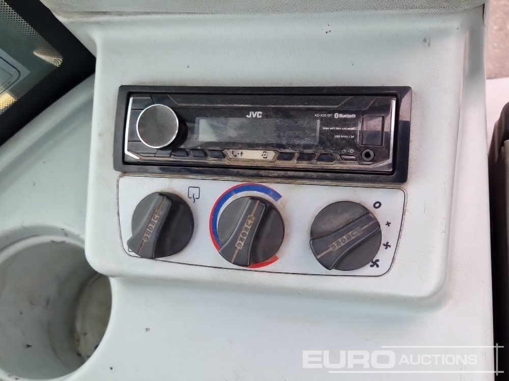 Chargeuse sur pneus 2003 Kramer 580