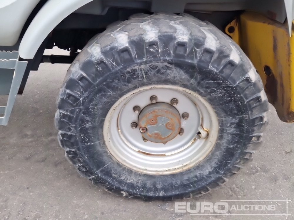 Chargeuse sur pneus 2003 Kramer 580