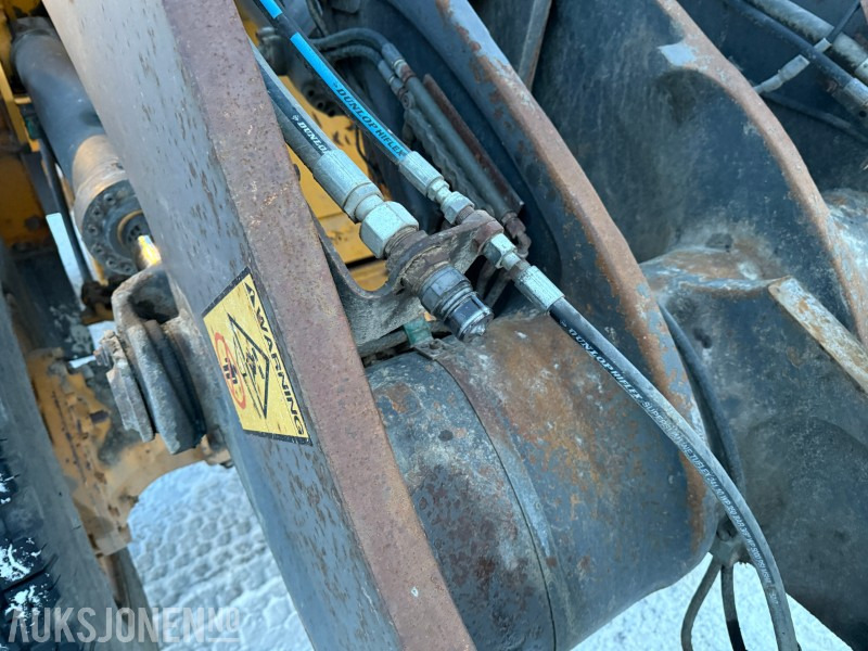 Chargeuse sur pneus 2004 Volvo L90E - Sentralsmøring - Ny motor