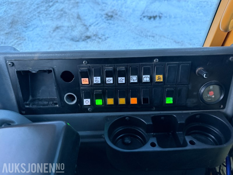 Chargeuse sur pneus 2004 Volvo L90E - Sentralsmøring - Ny motor
