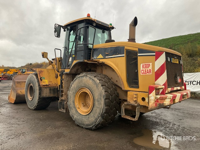 Chargeuse sur pneus 2006 Cat 966 H