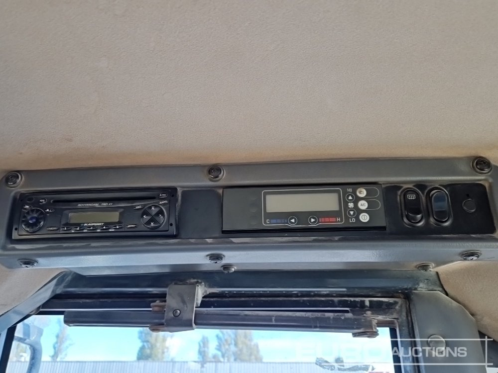 Chargeuse sur pneus 2006 Komatsu WA470-6