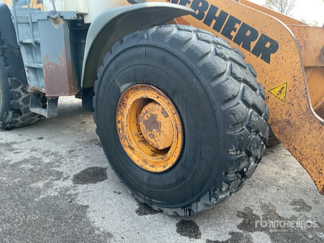 Chargeuse sur pneus 2006 Liebherr L580 Wheel Loader