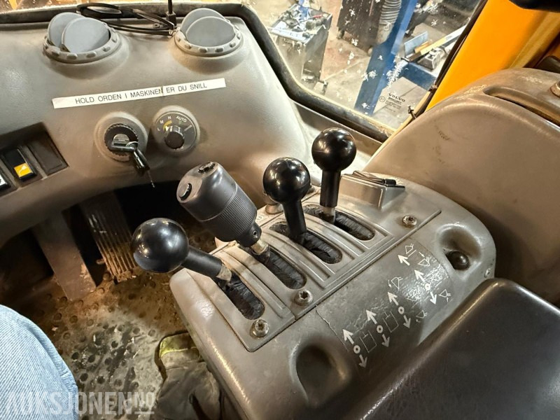 Chargeuse sur pneus 2006 Volvo L120E Hjullaster - Skuff - Vekt - S.smøring - 3438T