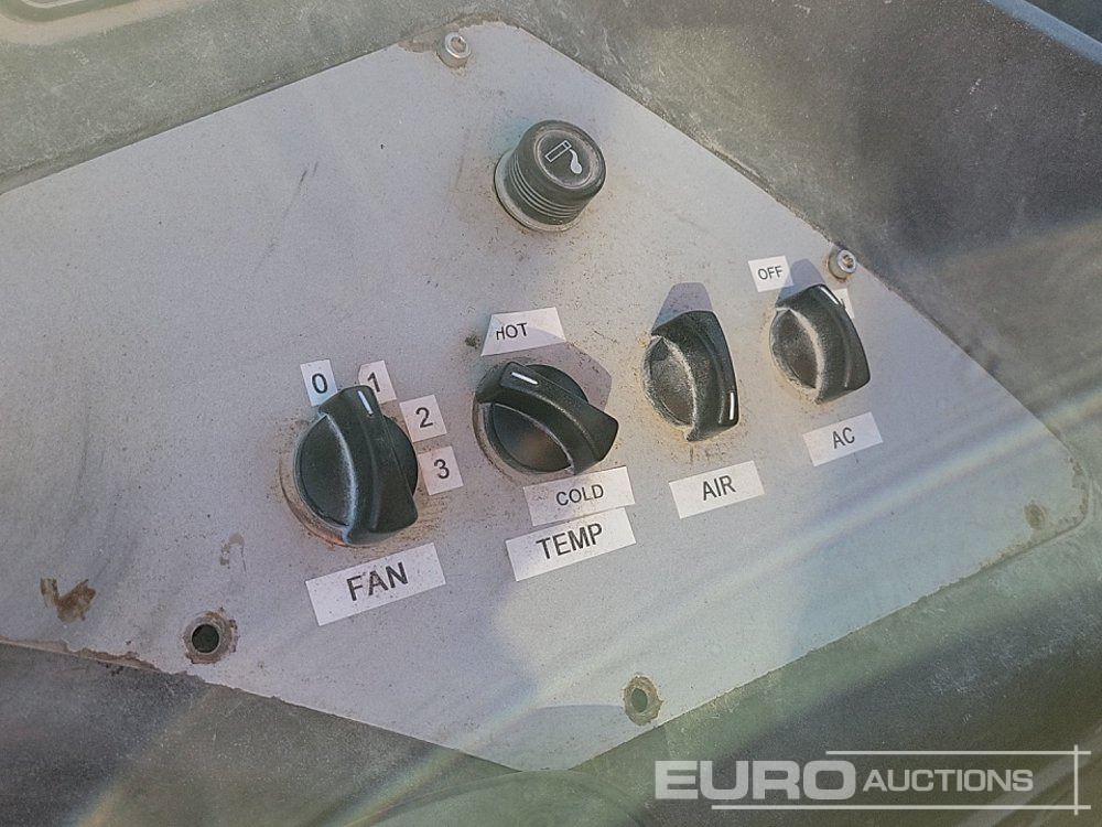 Chargeuse sur pneus 2007 JCB 436E HT