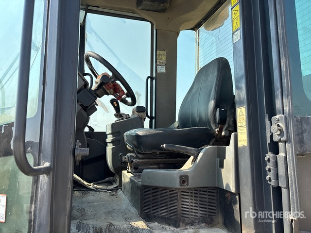 Chargeuse sur pneus 2009 Cat 930H Wheel Loader