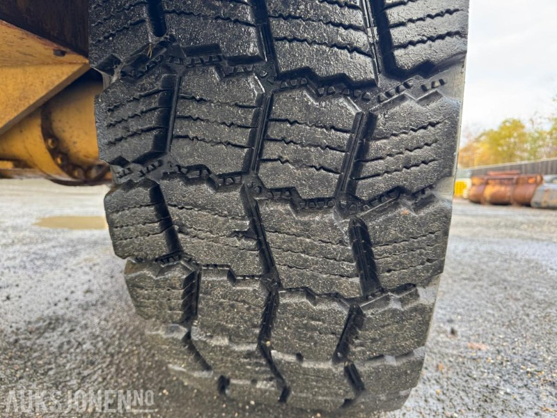 Chargeuse sur pneus 2009 Cat IT14G Hjullaster 4462t