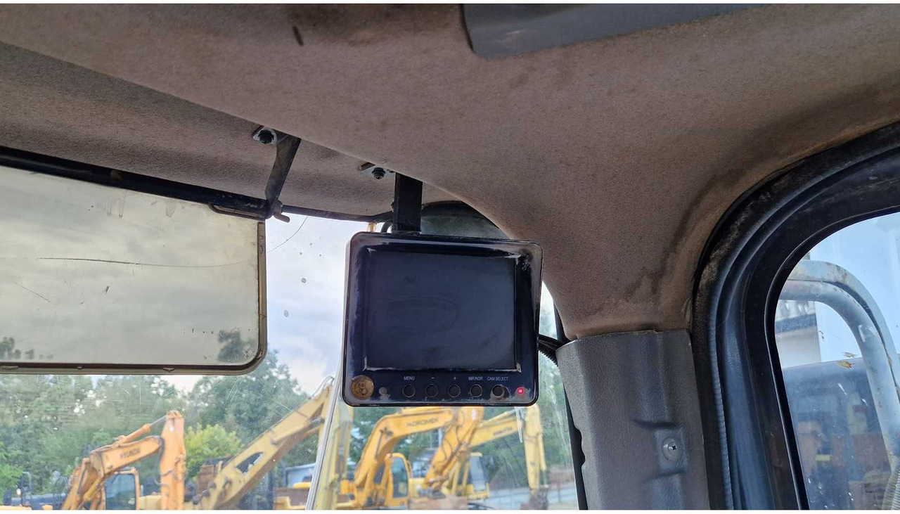 Chargeuse sur pneus 2010 DOOSAN DL200 WHEELED LOADER