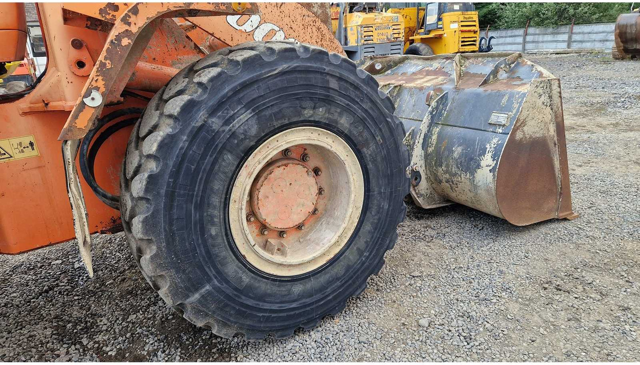 Chargeuse sur pneus 2010 DOOSAN DL200 WHEELED LOADER