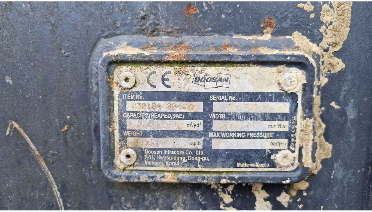 Chargeuse sur pneus 2010 DOOSAN DL200 WHEELED LOADER