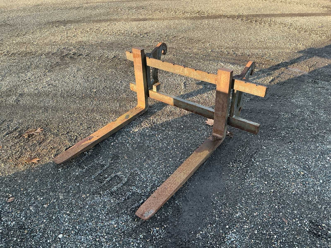 Chargeuse sur pneus 2011 CATERPILLAR 906H SHOVEL