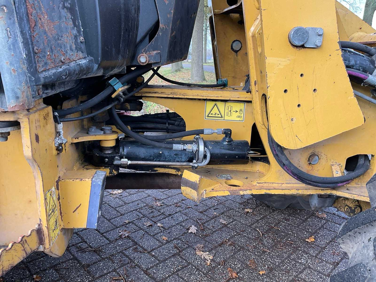 Chargeuse sur pneus 2011 CATERPILLAR 906H SHOVEL