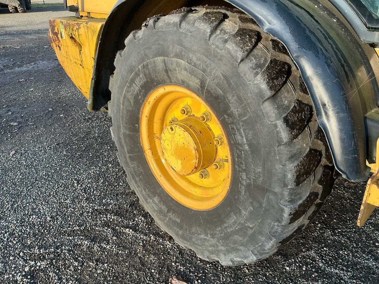 Chargeuse sur pneus 2011 CATERPILLAR 906H SHOVEL