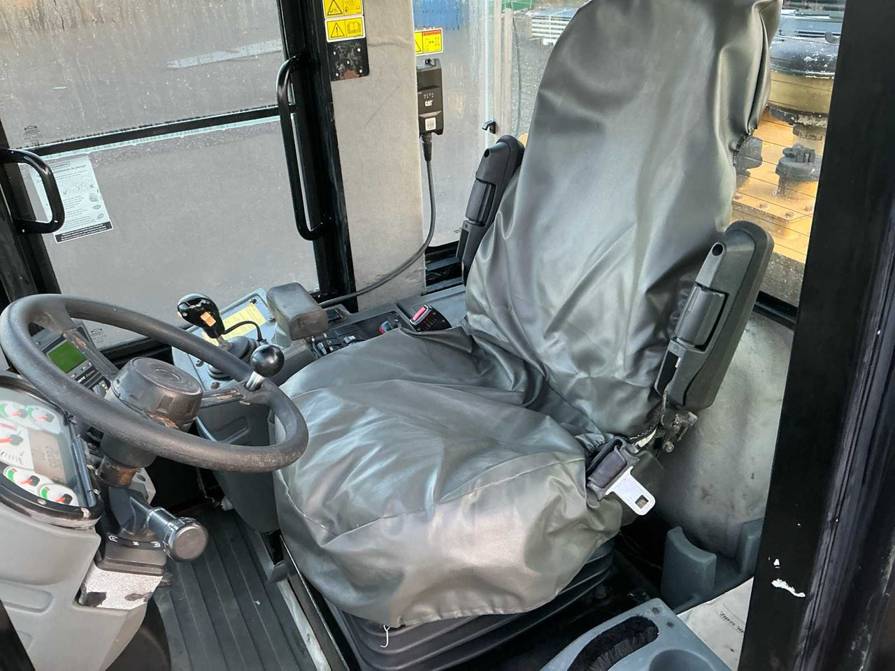 Chargeuse sur pneus 2011 CATERPILLAR 924H SHOVEL