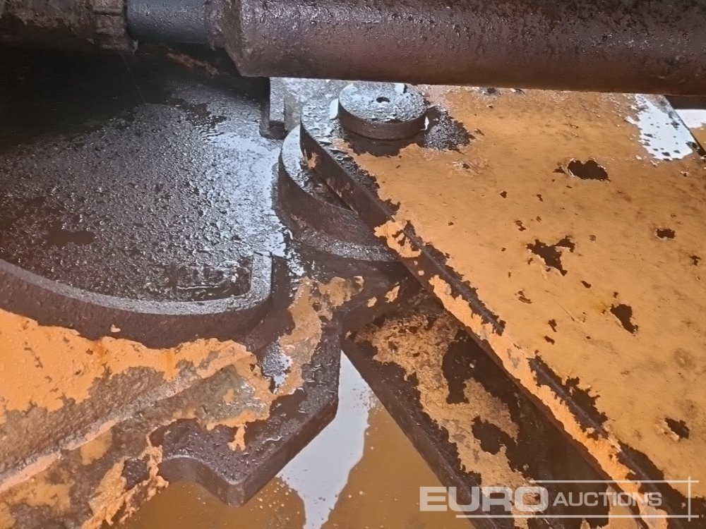 Chargeuse sur pneus 2011 Case 821F