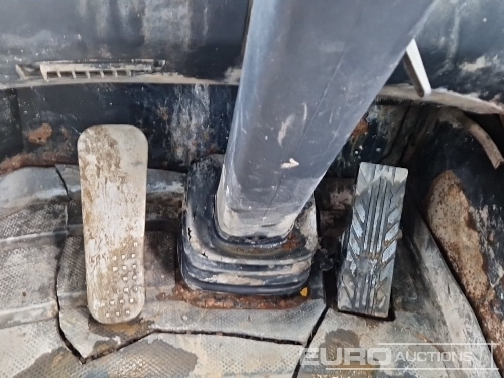 Chargeuse sur pneus 2011 JCB 416