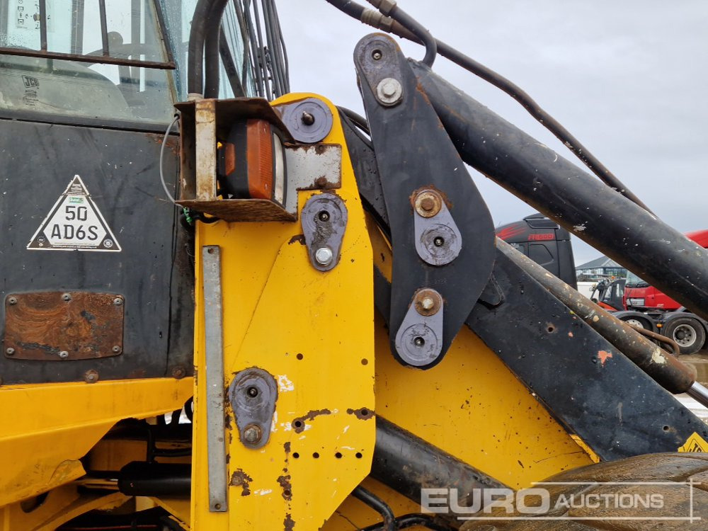 Chargeuse sur pneus 2011 JCB 416