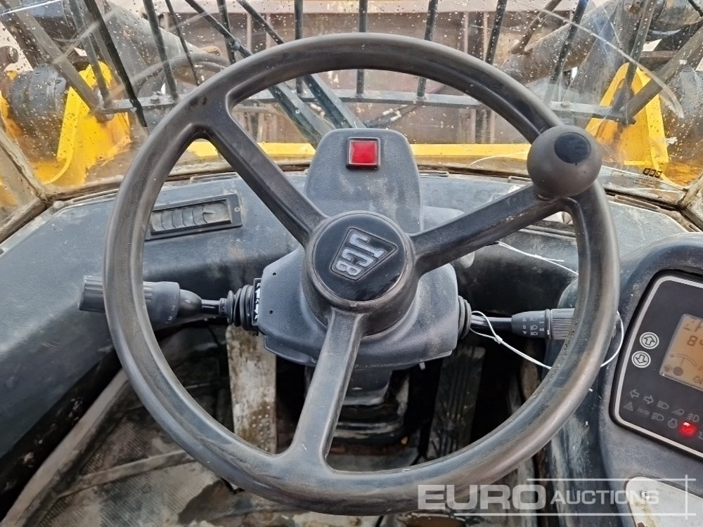 Chargeuse sur pneus 2011 JCB 416