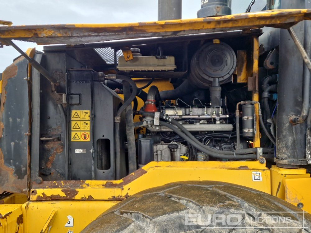 Chargeuse sur pneus 2011 JCB 416