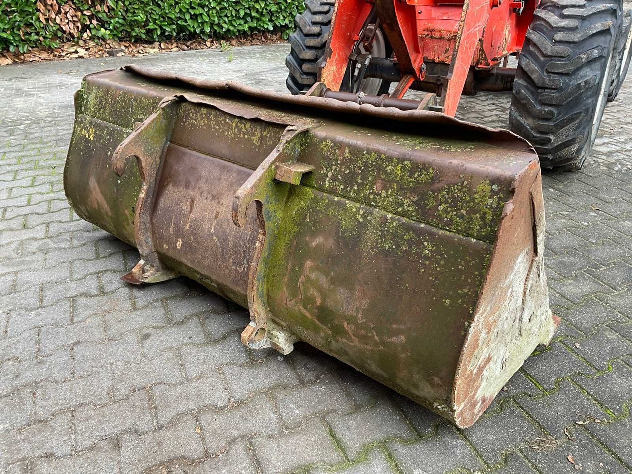 Chargeuse sur pneus 2011 KUBOTA R520NH SHOVEL