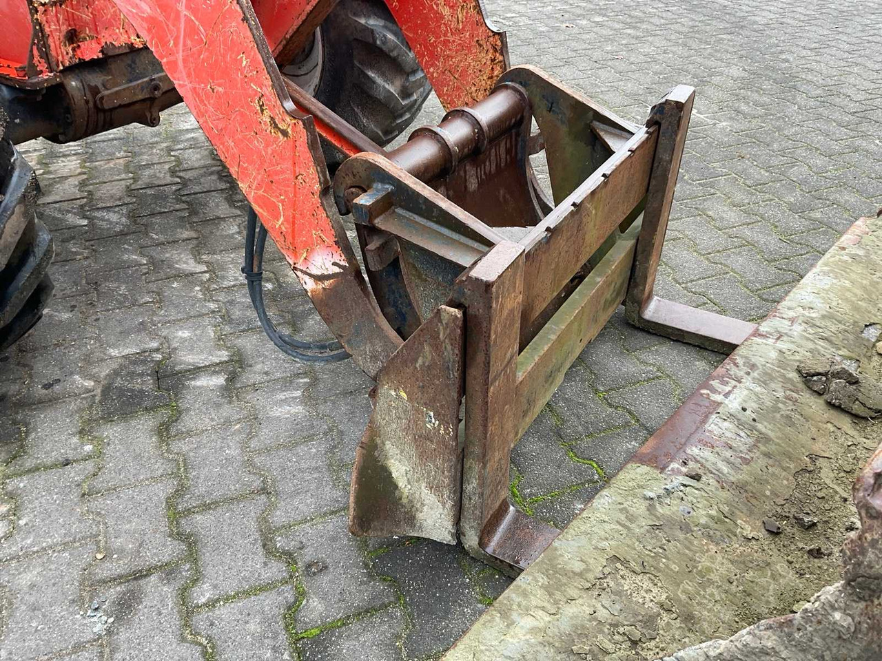 Chargeuse sur pneus 2011 KUBOTA R520NH SHOVEL