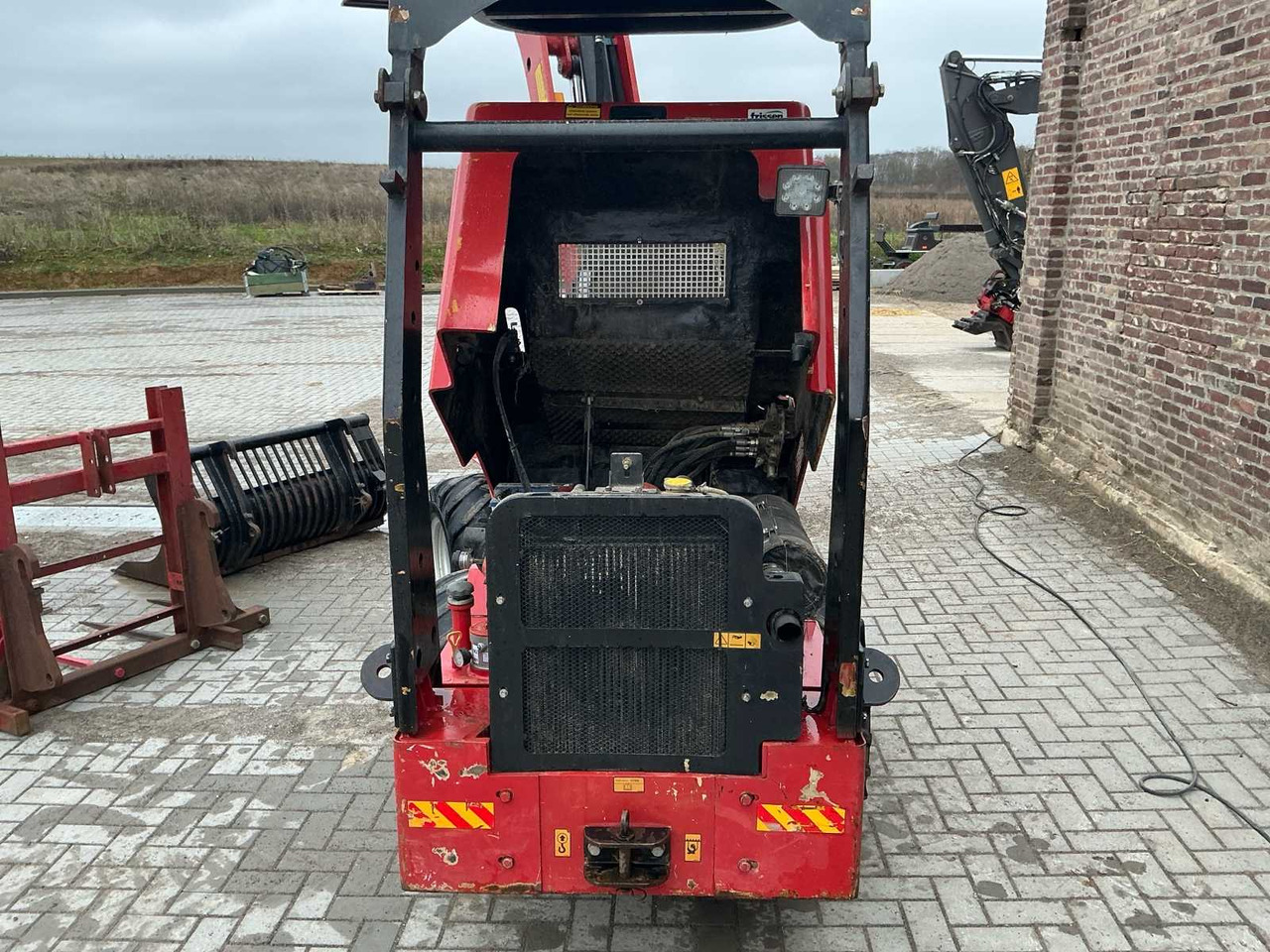 Chargeuse sur pneus 2011 MACKS 333 SHOVEL