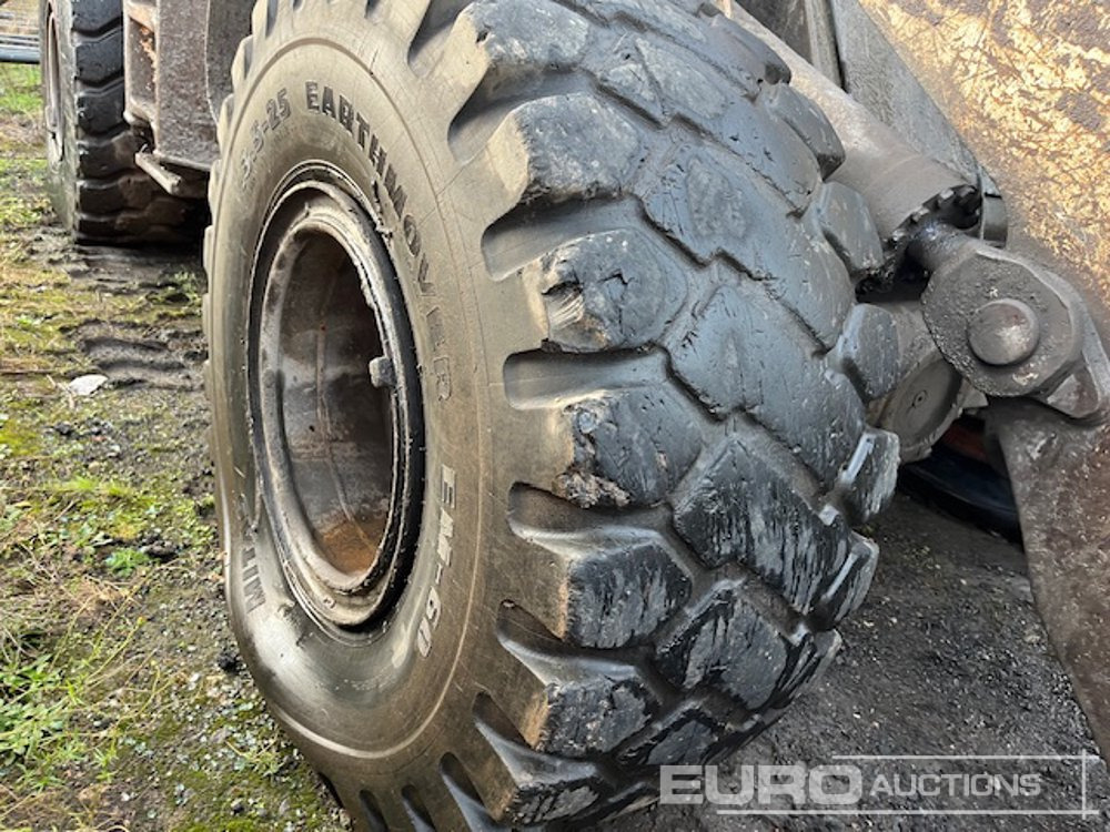 Chargeuse sur pneus 2012 Liebherr L566