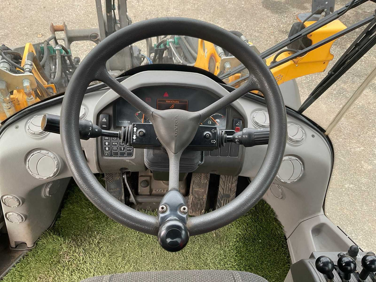 Chargeuse sur pneus 2012 VOLVO L60G SHOVEL