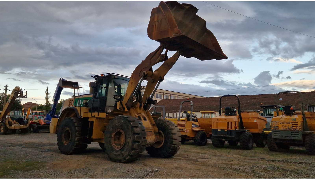Chargeuse sur pneus 2013 CATERPILLAR 972K WHEELED LOADER