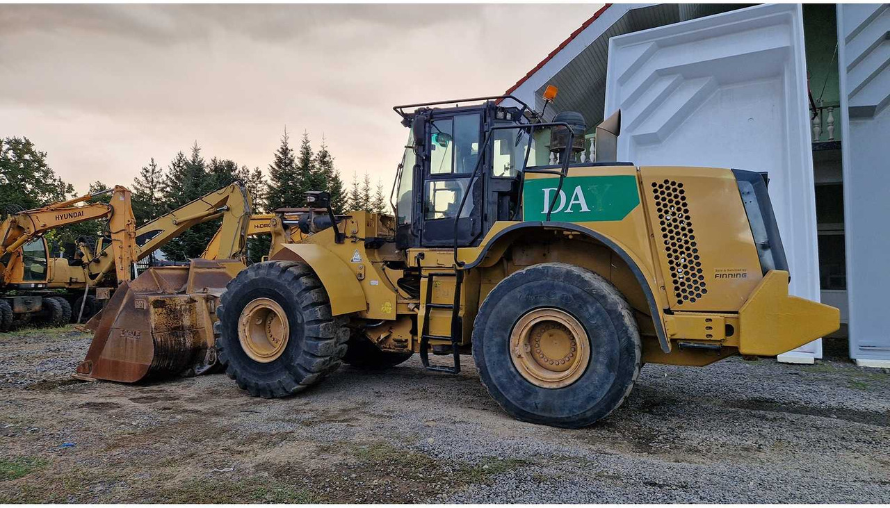 Chargeuse sur pneus 2013 CATERPILLAR 972K WHEELED LOADER