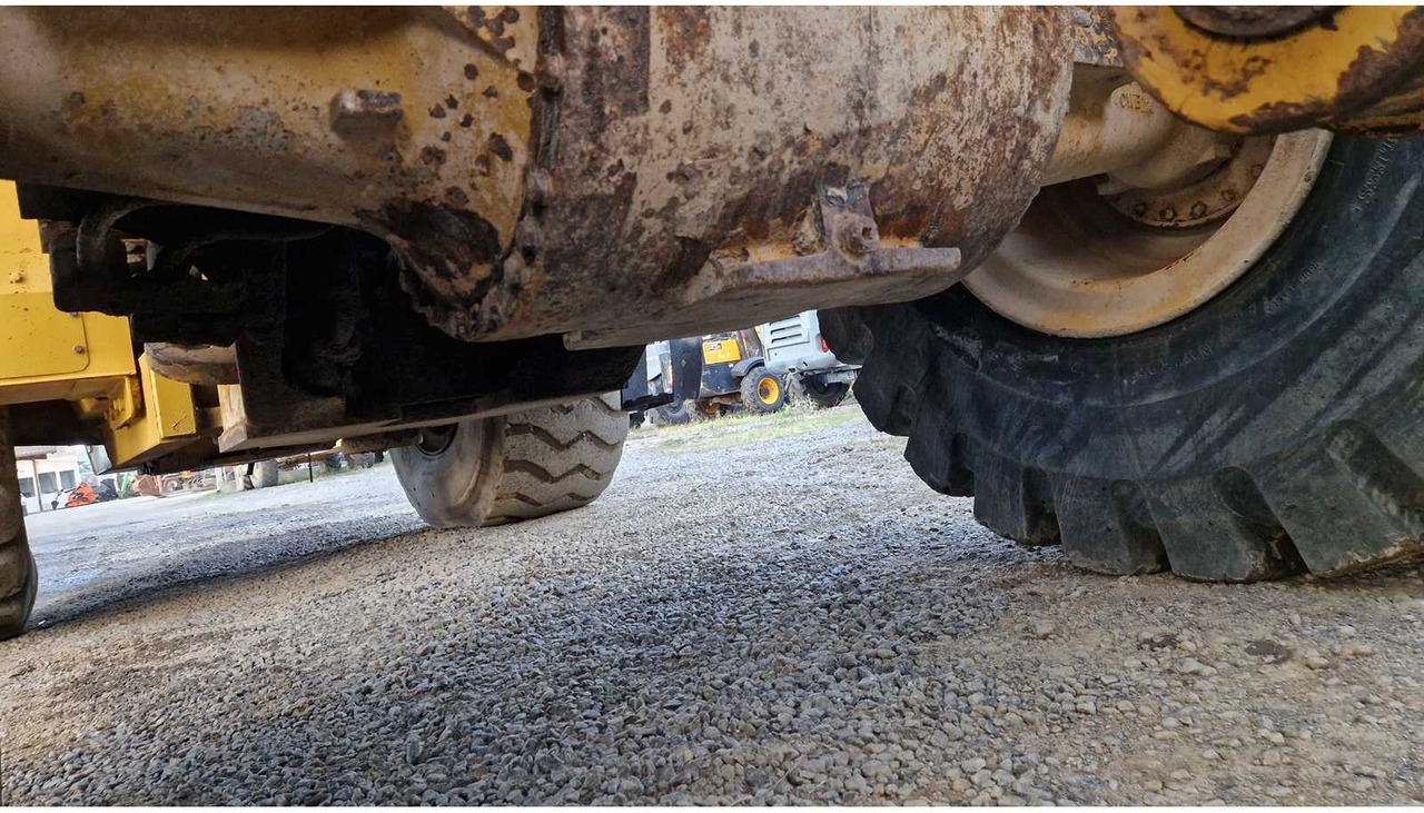 Chargeuse sur pneus 2013 CATERPILLAR 972K WHEELED LOADER