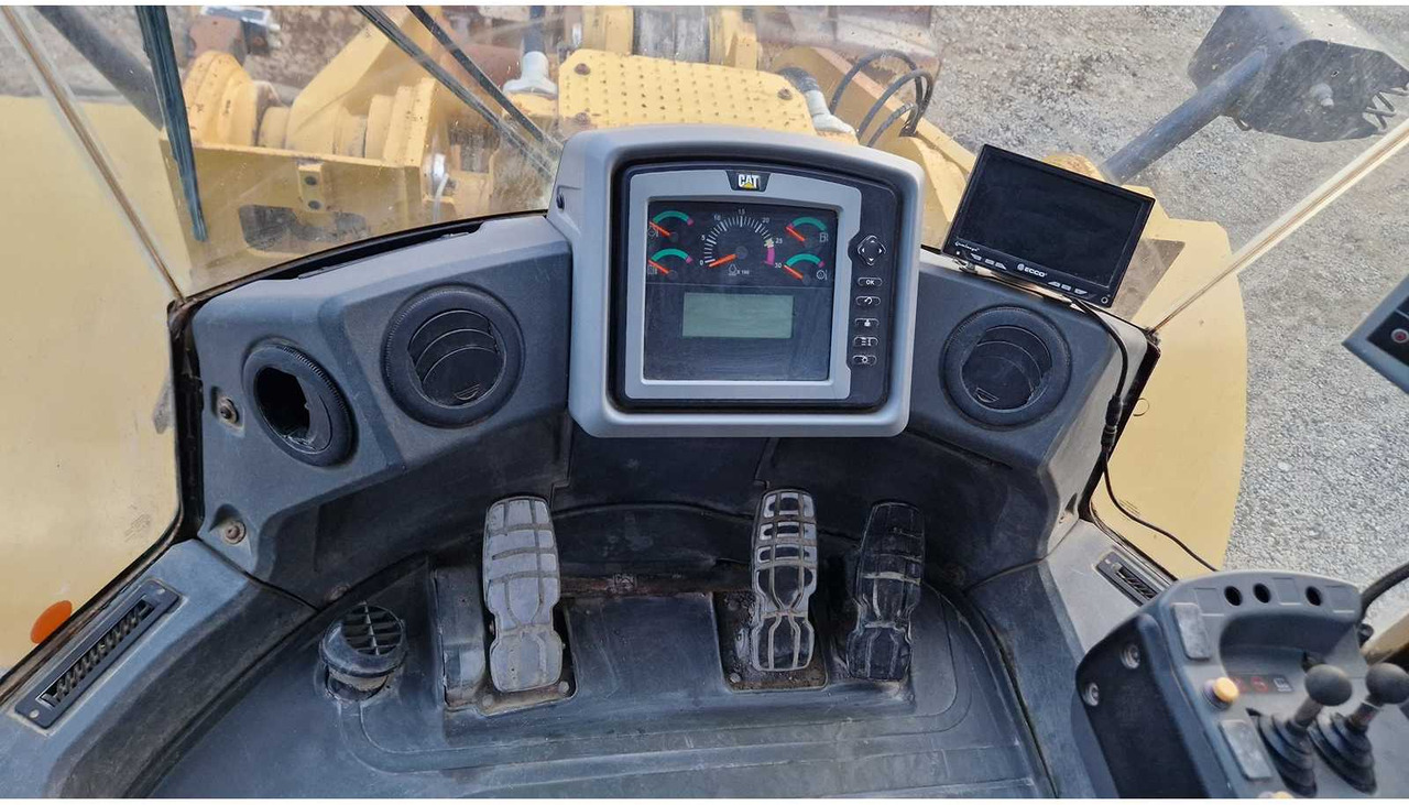 Chargeuse sur pneus 2013 CATERPILLAR 972K WHEELED LOADER