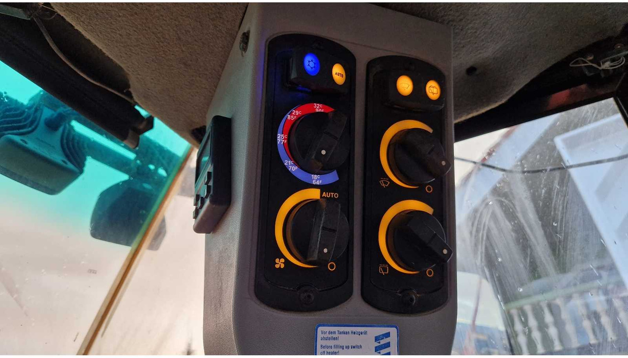 Chargeuse sur pneus 2013 CATERPILLAR 972K WHEELED LOADER