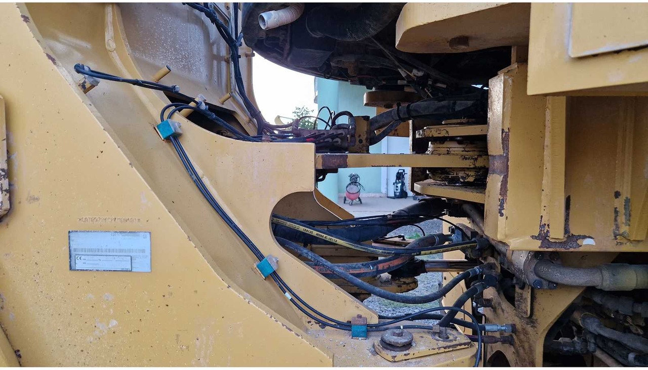 Chargeuse sur pneus 2013 CATERPILLAR 972K WHEELED LOADER