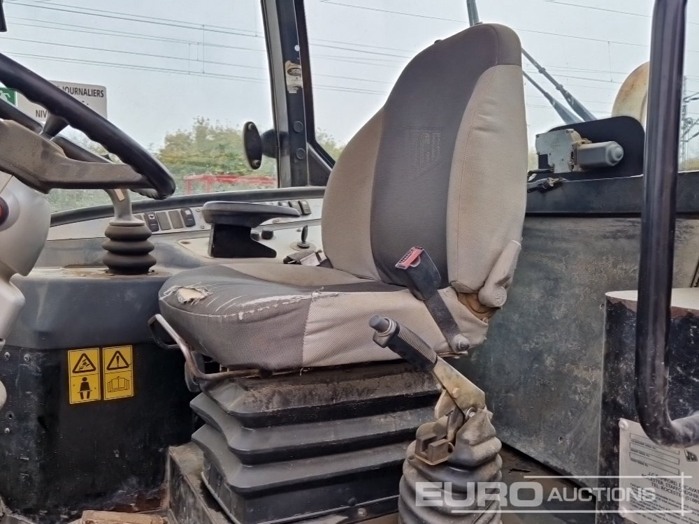 Chargeuse sur pneus 2013 JCB 409B