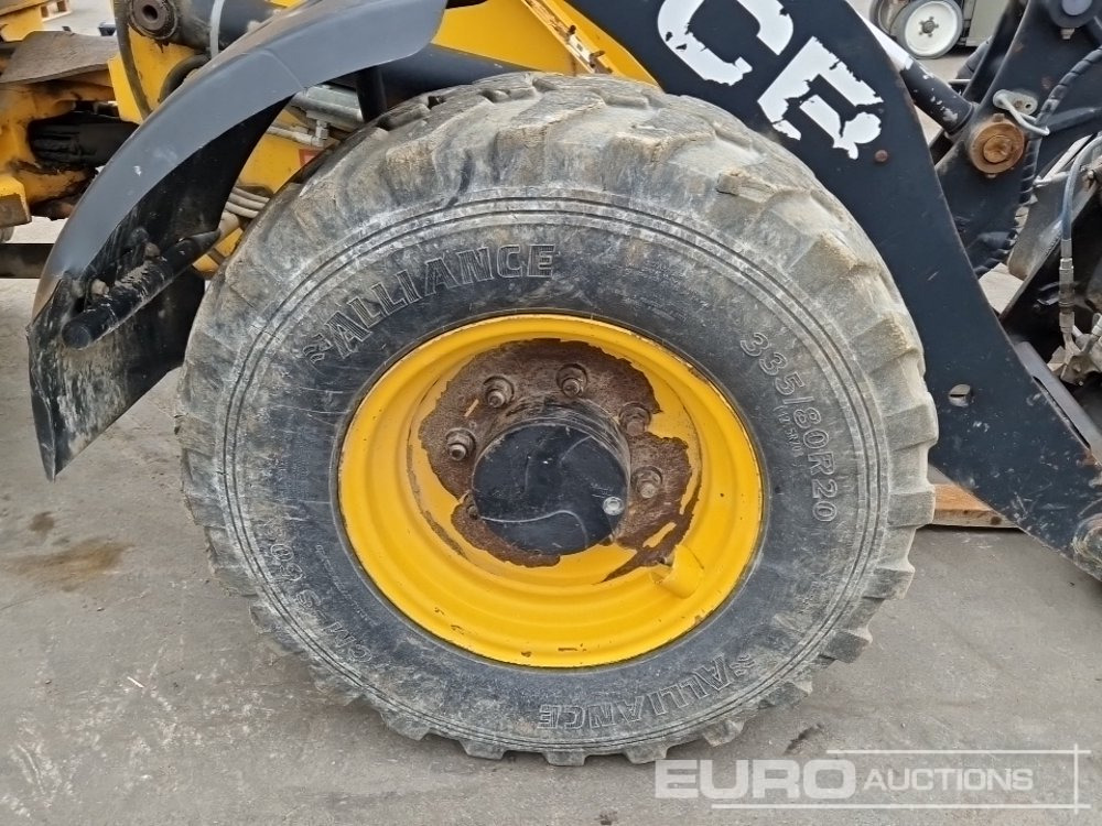 Chargeuse sur pneus 2013 JCB 409B