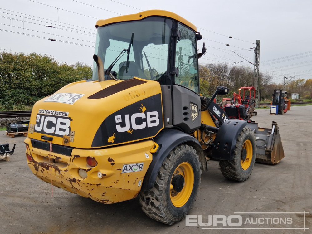 Chargeuse sur pneus 2013 JCB 409B